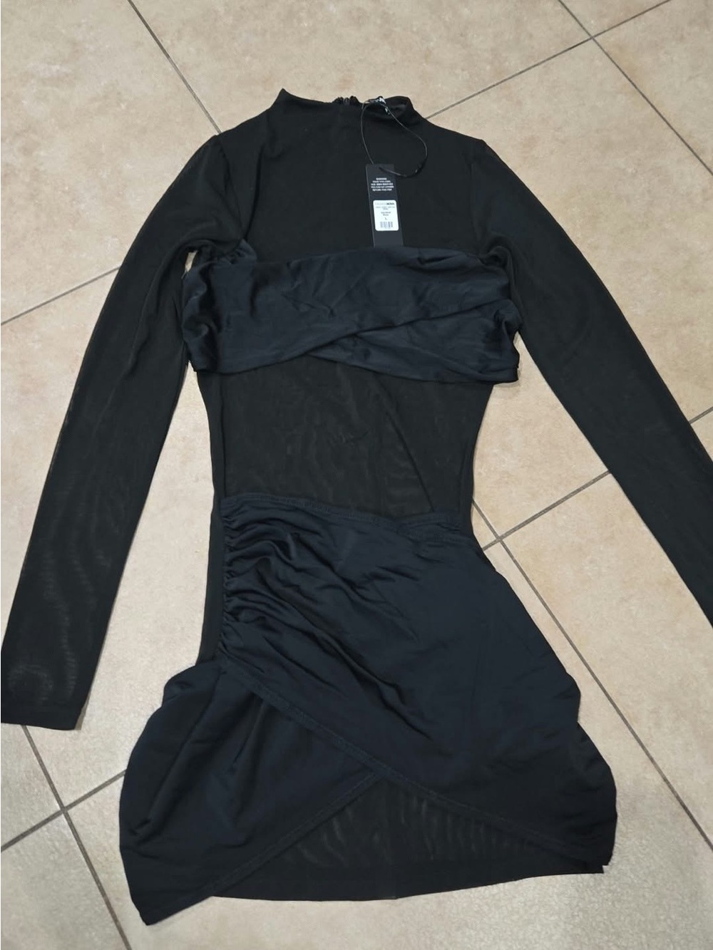 Black Long-Sleeve Bodycon Dress